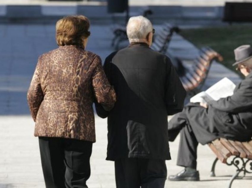 Del njoftimi i ri, vitet e punës dhe mosha, këto janë ndryshimet në kushtet për pension