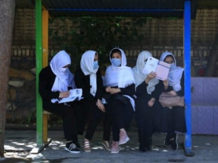 OKB: Kufizimet e talebanëve ndaj grave po sjellin një ‘periudhë të re krize’