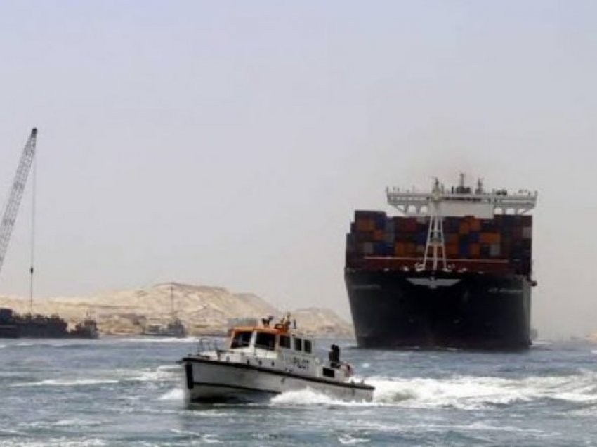 Pas “bllokimit” në kanalin e Suezit rikthehet në qarkullim anija me 65,000 ton misër nga Ukraina