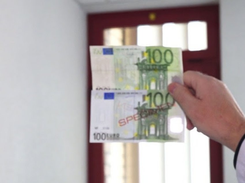 Kartëmonedha prej 100 eurosh më e falsifikuara vitin e kaluar