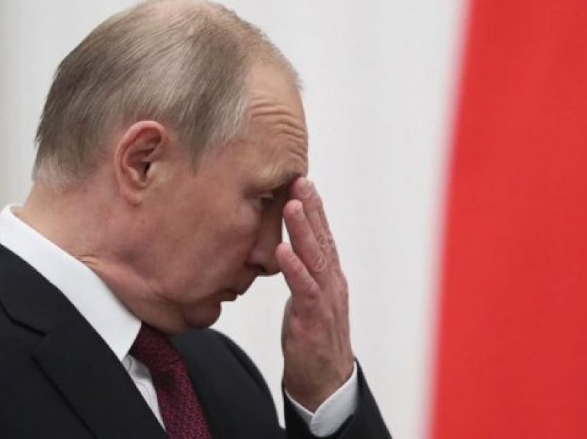 “Bëhuni gati për kolaps”, historiani amerikan: Lufta e dështuar në Ukrainë e dobësoi Putinin