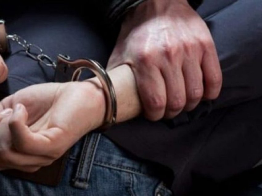 15 ditë burgim ose 300 euro gjobë, arrestohet i dyshuari në Han të Elezit për kalim të paautorizuar të kufirit