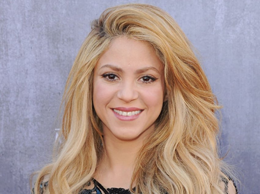 Pasi i përmendi në këngës si orë e lirë, marka e famshme ‘Casio’ i reagon Shakiras