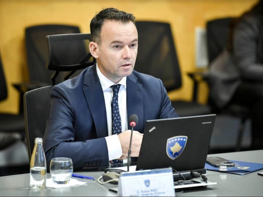 Ministri Peci: Mbetem i përkushtuar në luftimin e korrupsionit