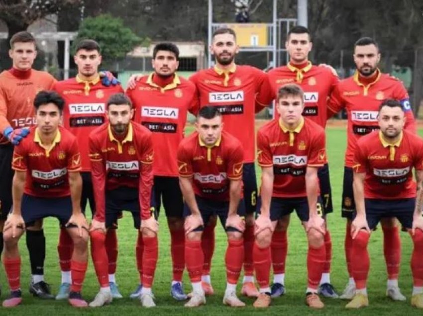 Skuadra e trajnerit shqiptar, gjunjëzon ekipin nga Beogradi