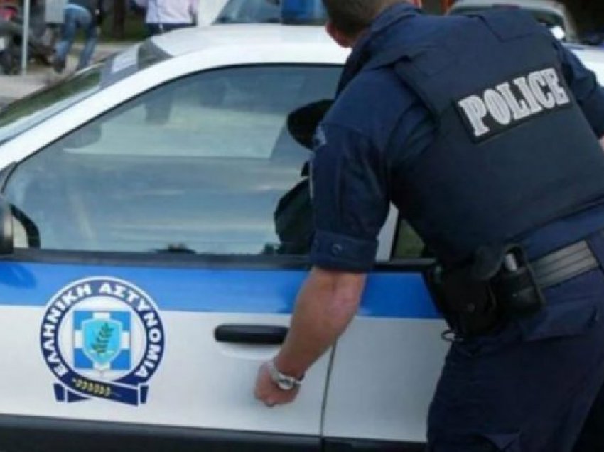 Ishte shpallur në kërkim ndërkombëtar për trafik narkotikësh, arrestohet 42-vjeçari shqiptar në Greqi