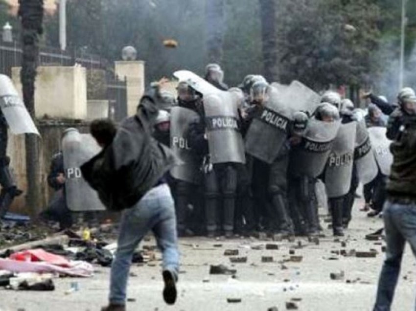 12 vjet nga protestat e 21 janarit në Tiranë