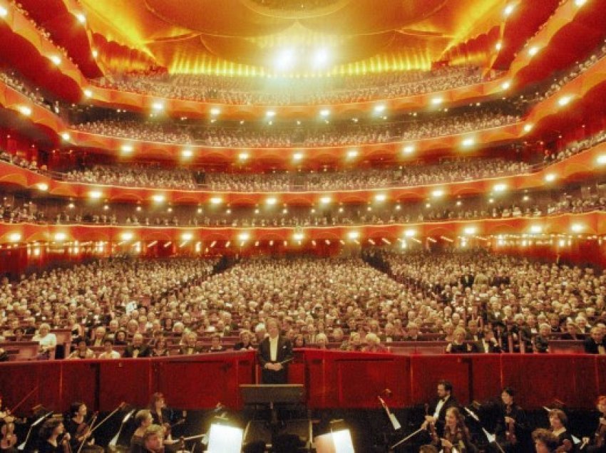 ​”Metropolitan Opera” koncert për përvjetorin e luftës në Ukrainë