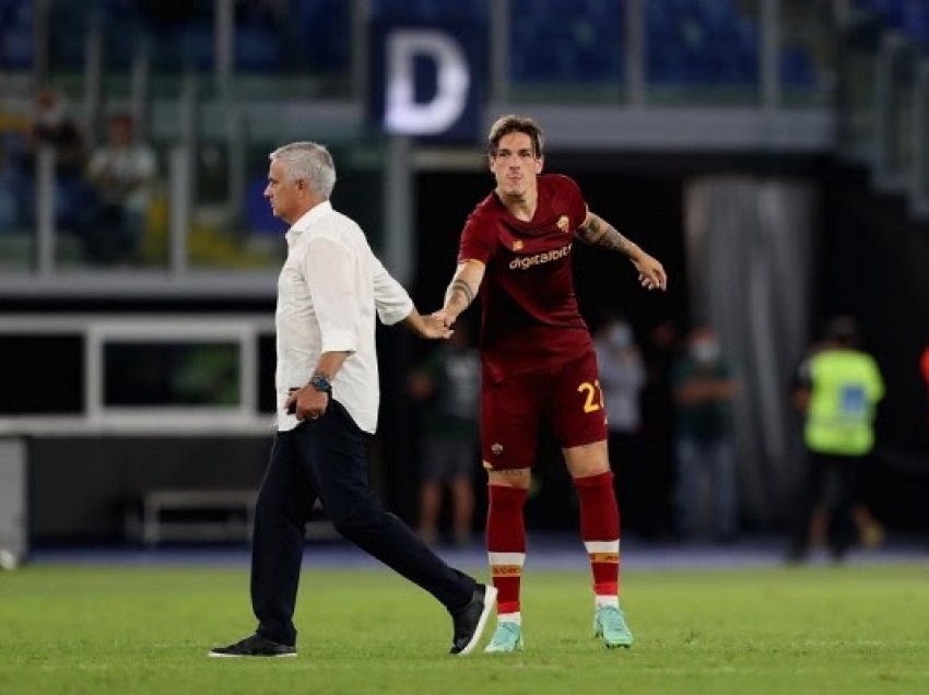 ​Mourinho e pranon që ylli i Romës ka kërkuar largimin