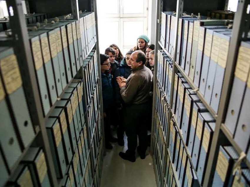 Arkivi i Prishtinës shënon 54 vjetorin e themelimit