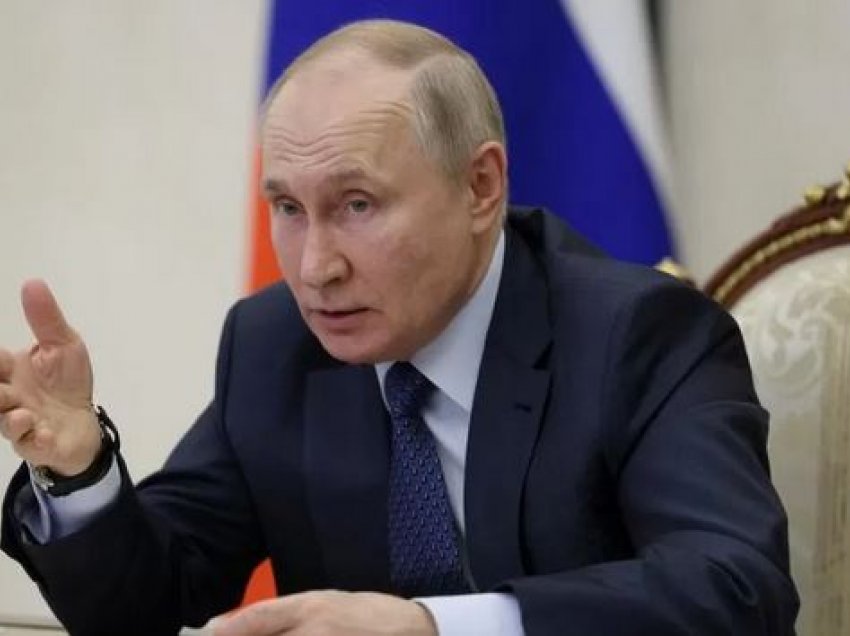 “Shumë herët” për të folur për kandidimin e Putinit në zgjedhjet e 2024-ës, thotë Kremlini