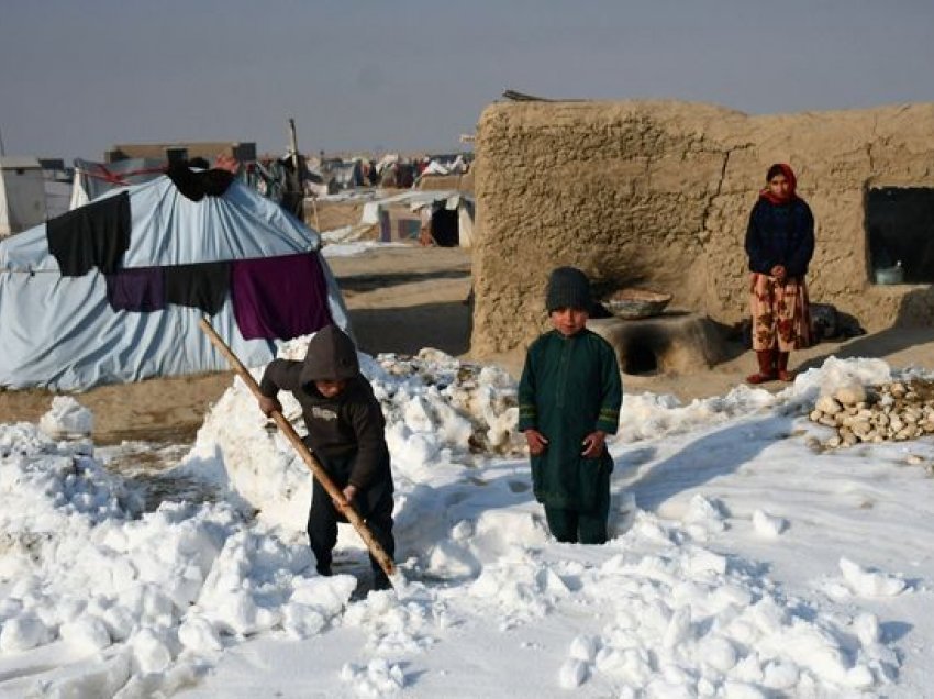 Rreth 157 persona kanë humbur jetën nga temperaturat e ulta në Afganistan