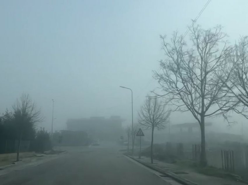 Aksi Tepelenë-Gjirokastër-Kakavijë ‘pushtohet’ nga mjegulla e dendur - drejtuesit e automjeteve ulin shpejtësinë