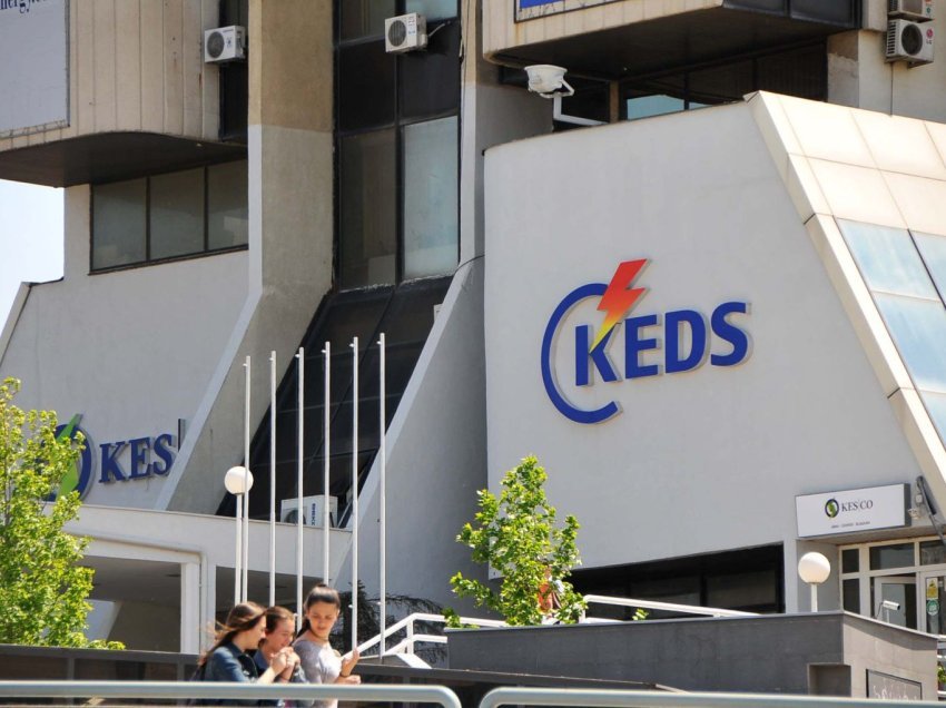 Erërat e forta shkaktojnë probleme në rrjetin elektroenergjetik, KEDS del me njoftim