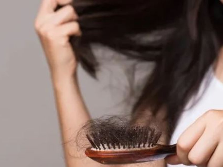 7 mënyra për të kuptuar nëse po humbisni shumë flokë brenda një periudhe të shkurtër