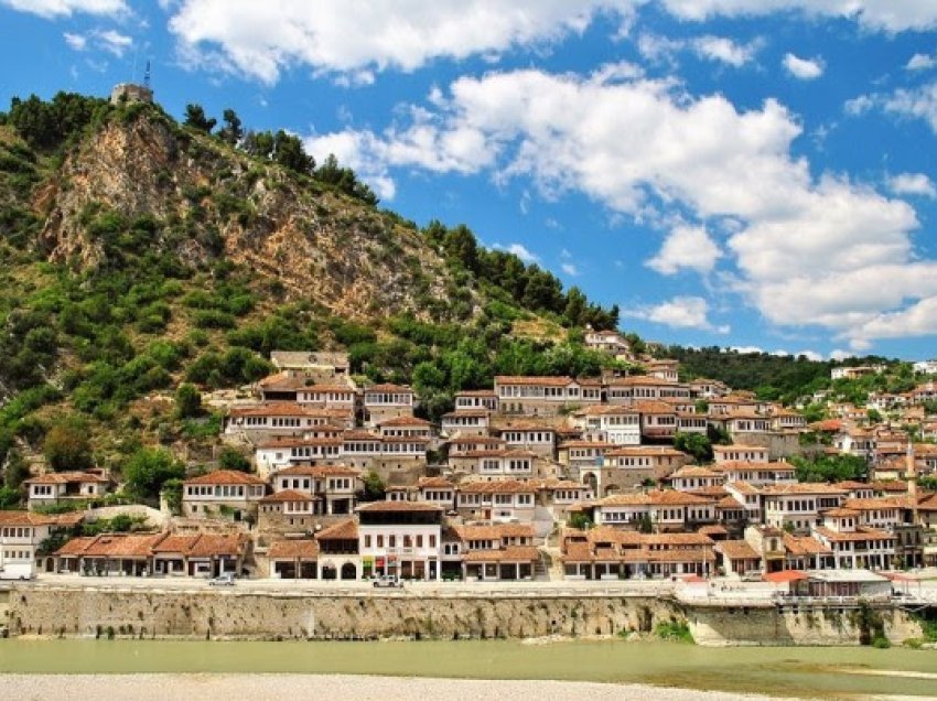 Fluks vizitorësh në Berat, Merdani: 300 mijë në periudhën janar-qershor