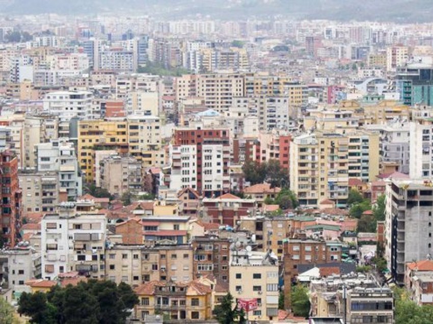 Ndërtuesit frikësojnë shqiptarët me parashikimin e fundit: Çmimet e apartamenteve do të rriten përsëri