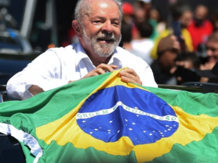 Presidenti i Brazilit kritikon vendimin që Ancelotti ta drejtojë Brazilin
