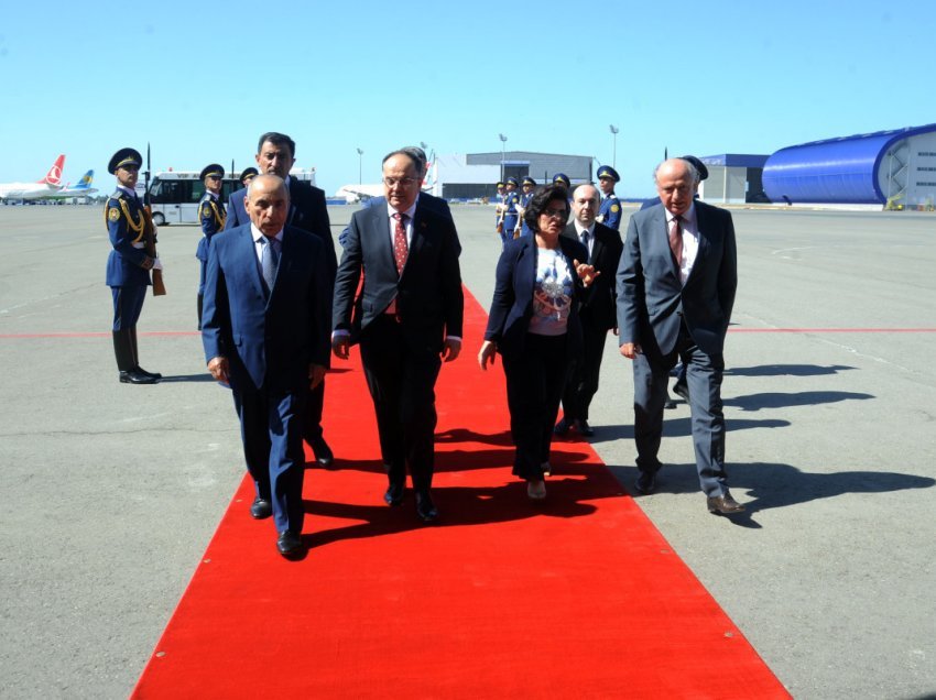 Presidenti i Azerbajxhanit: Shpresoj të fillojmë investimin në Shqipëri për ndërtimin e rrjetit të shpërndarjes së gazit