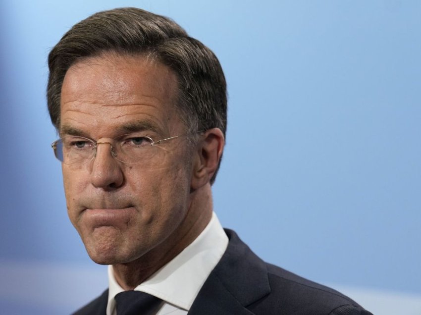 Mosmarrëveshjet mbi politikat e imigracionit shkaktojnë rënien e qeverisë në Holandë
