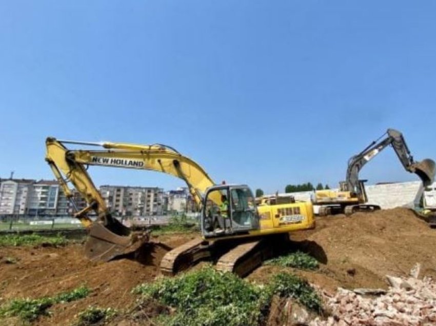 Nisin punimet për renovimin e stadiumit në Gjakovë