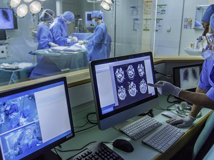 Google teston inteligjencën artificiale në spitale