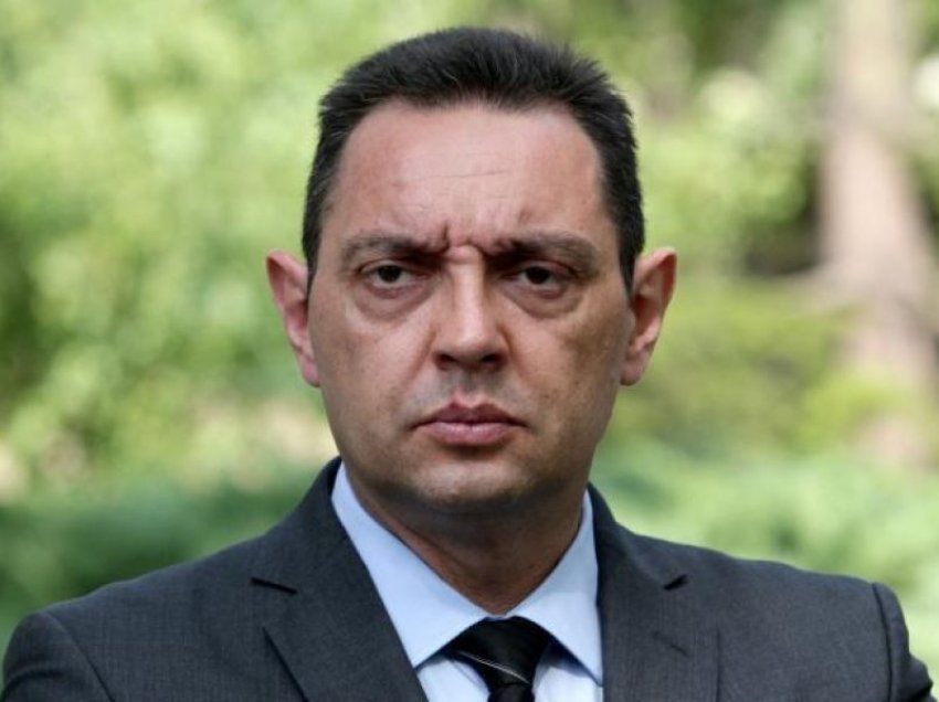 Ish-zëvendësministri i Brendshëm: Sanksionimi i Aleksandër Vulinit, sinjal për liderët e rajonit