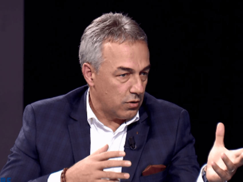 Abdullahu e quan ‘Dy lloj sovranitetesh’ tërheqjen e policëve në veri dhe kërkesën e Listës Serbe