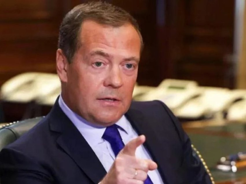Medvedev kërcënon Perëndimin, ja deklarata e tij e fundit