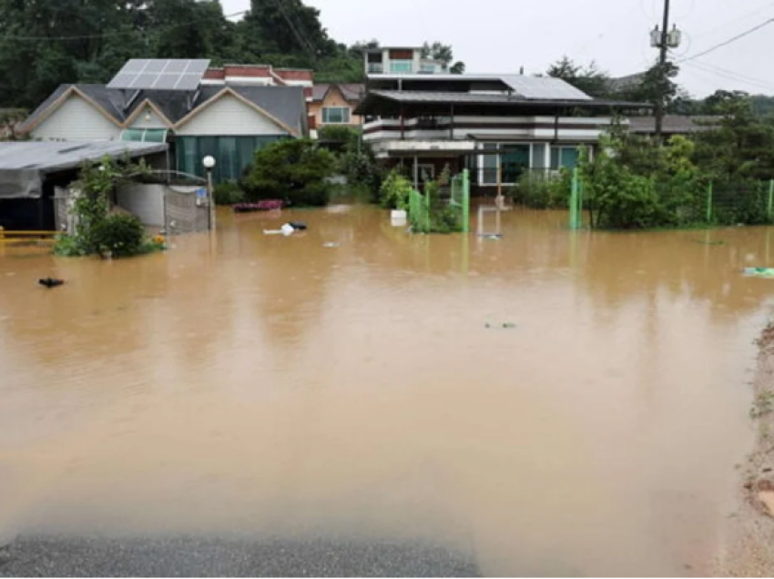 Përmbytje “apokaliptike” në Korenë e Jugut: Çahet diga, 20 të vdekur!