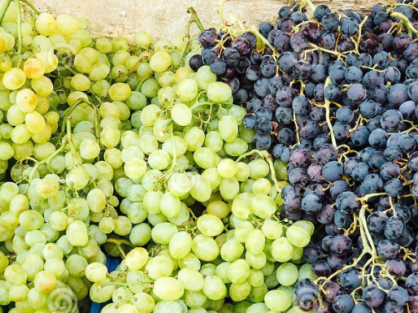 Rrushi i bardhë apo i zi? Cili është më i shëndetshëm