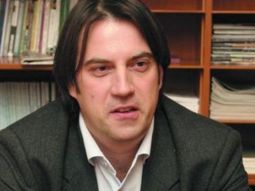 Bechev: Në vend të gjetjes së zgjidhjes mes Kosovës dhe Serbisë, emisarët po merren me uljen e tensioneve