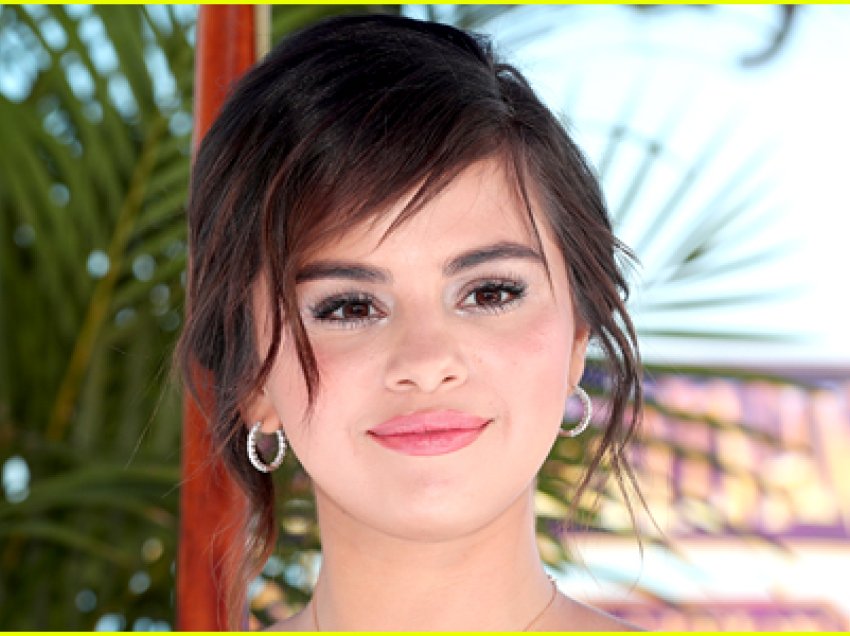 Selena Gomez për ditëlindje kërkon më shumë mbështetje për fondacionin e saj