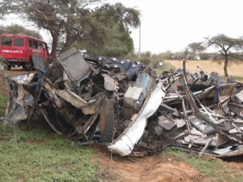 Të paktën 23 të vrarë në tragjedinë e autobusit në Senegal