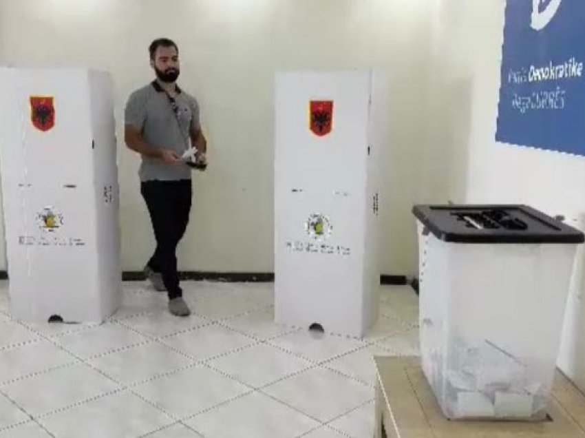 Zgjedhjet për kreun e PD-së, Durrësi dhe Kavaja në një qendër votimi