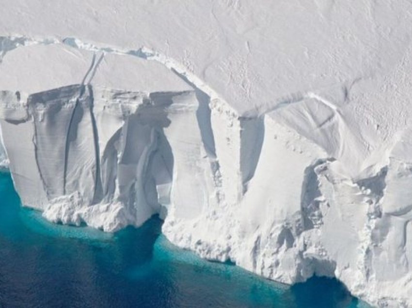 Shkrihet Antarktita/ Akulli sa Argjentina humbet në stinën e dimrit