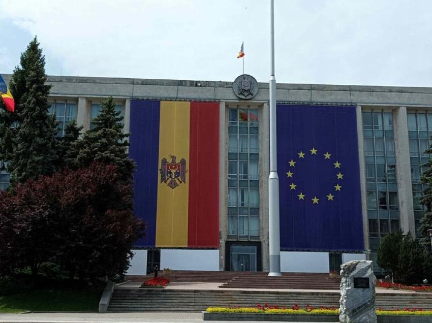 Samiti në Kishinau dhe sinjalet për Moldavinë e Ballkanin