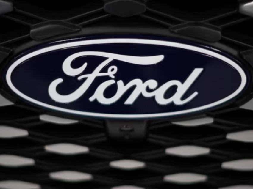 Ford tërheq 125,000 automjete për shkak të dështimeve të motorit që mund të shkaktojnë zjarr