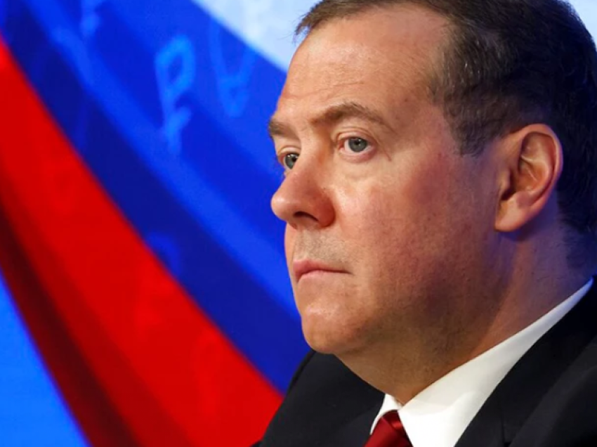 Medvedev: Ukraina ka nisur kundërofensivën