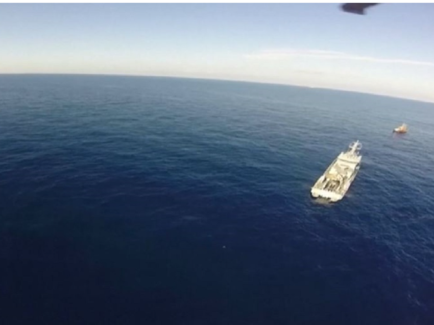 Tragjedia në det/ Greqi, vazhdojnë kërkimet në zonën ku u mbyt anija
