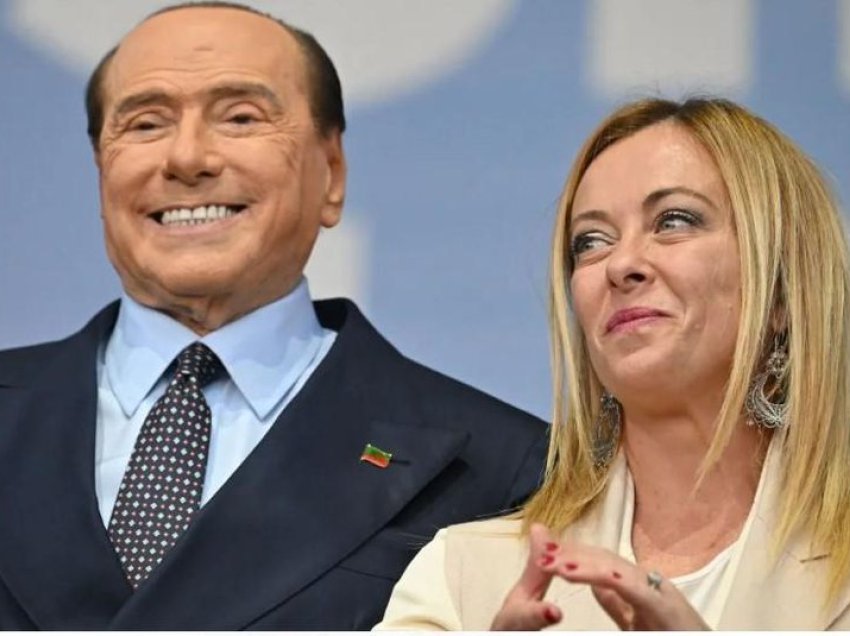 Italia miraton “Reformën Berlusconi”