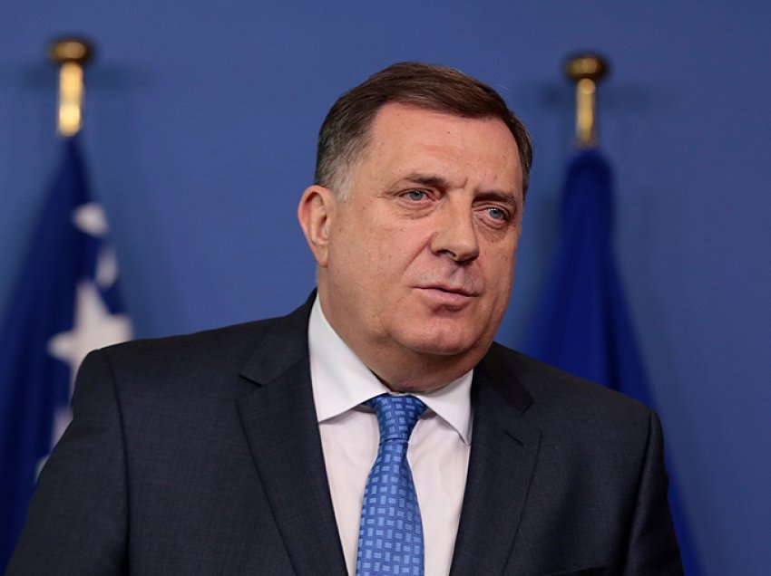 Dodik: Unë e mbështes Vuçiqin në luftën për mbijetesën e serbëve në Kosovë