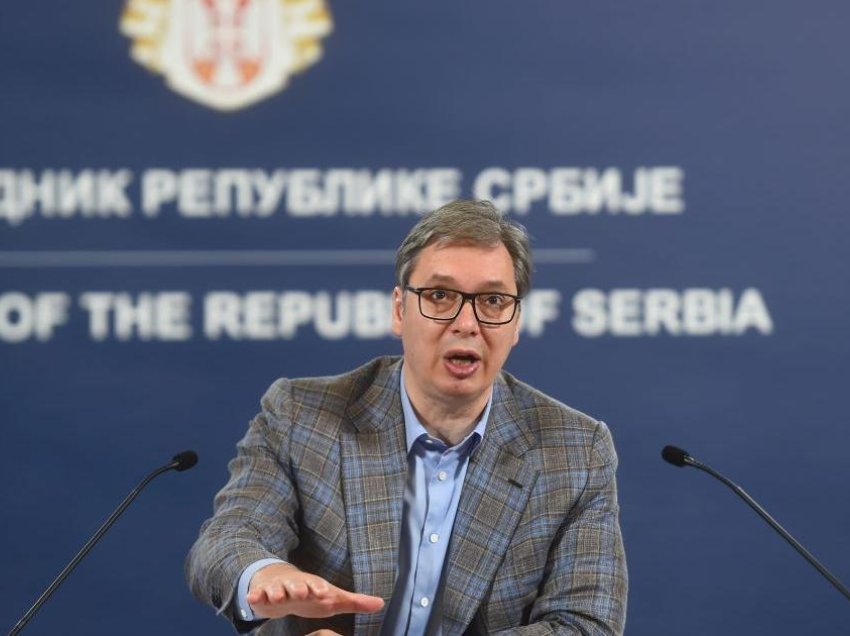 Vuçiq “i tërbuar” dhe “i dëshpëruar thellë”: Ja çka shkruajnë mediat rajonale për fjalimin e së dielës të presidentit të Serbisë