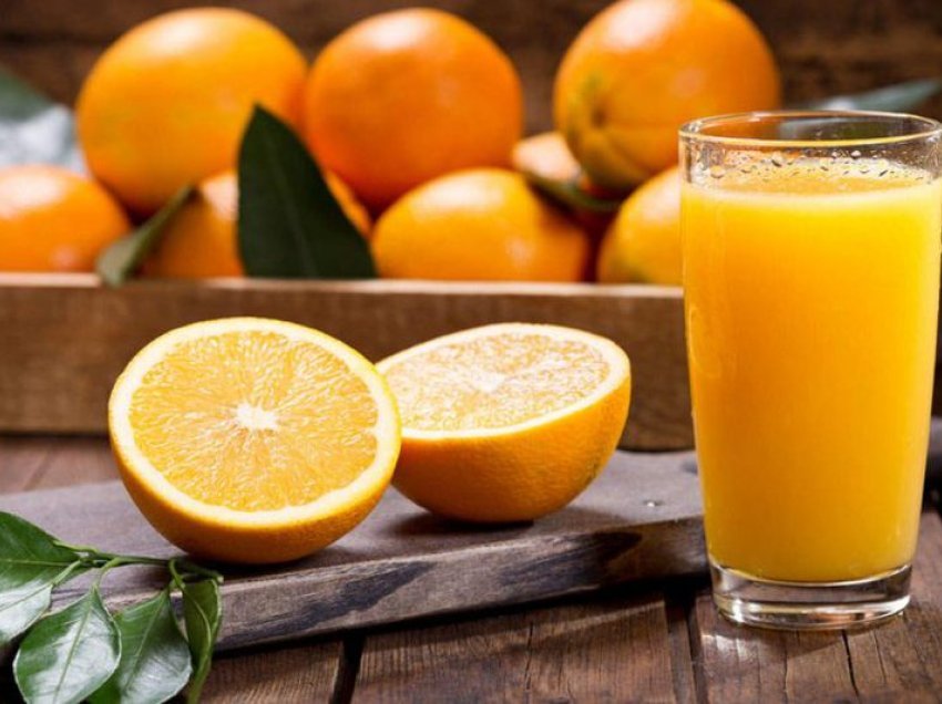 Një gotë lëng portokalli ju ndihmon në parandalimin e shumë sëmundjeve