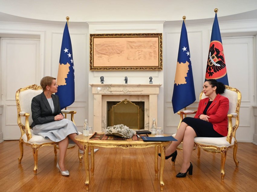 Presidentja Osmani priti në takim lamtumirës përfaqësuesen rezidente të UNDP-së në Kosovë