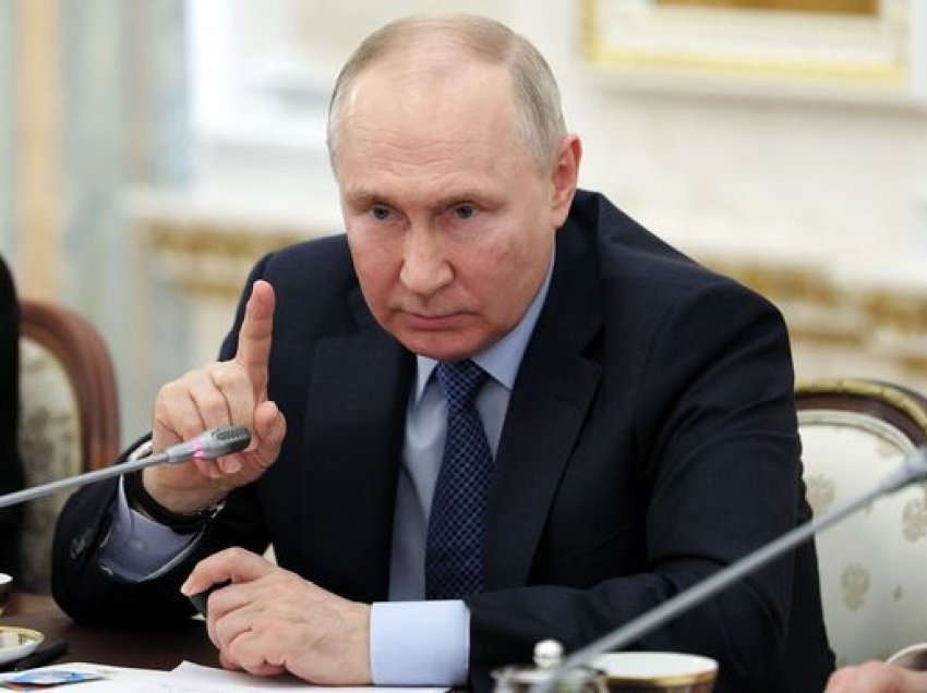 Putini i shpall “luftë” kreut të Wagnerit pasi ai tha se Rusia ia vrau ushtarët