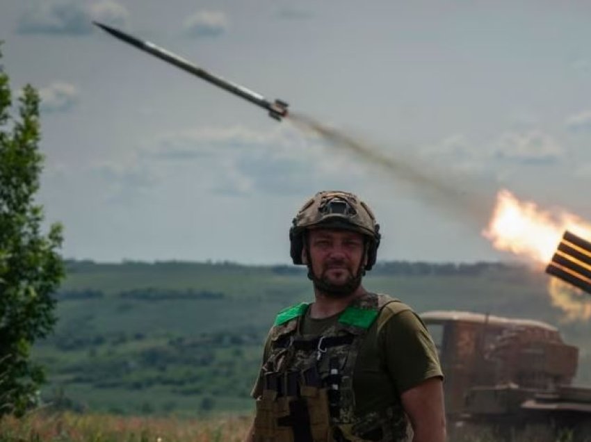 Ministria britanike: Forcat ukrainase përparojnë në lindje