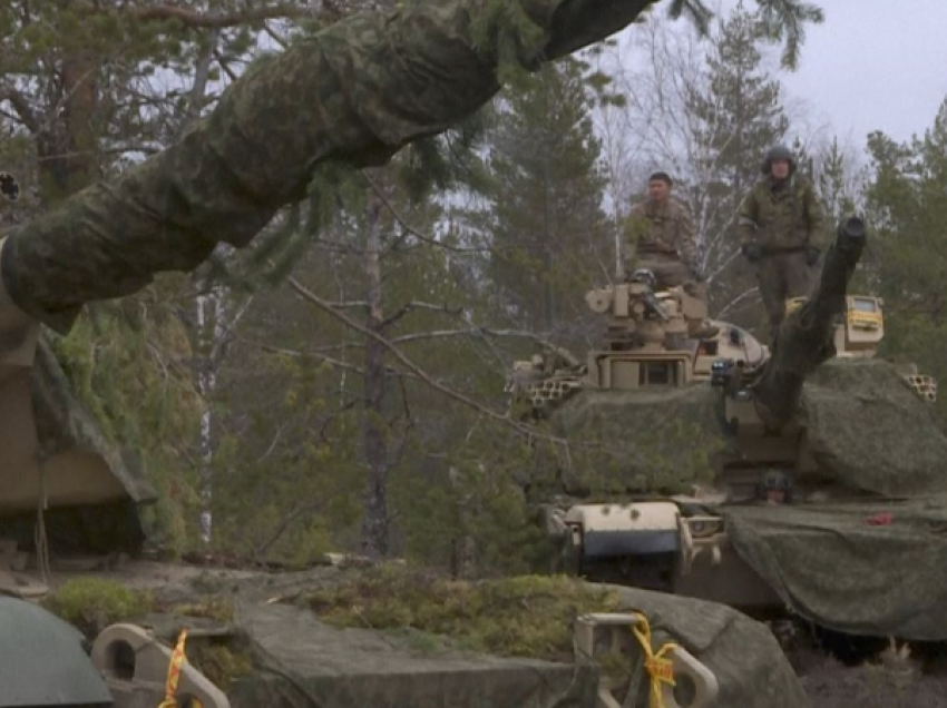 Frika për të mos u bërë “kurbani” i dytë i Rusisë, NATO shton mijëra forca në Lituani