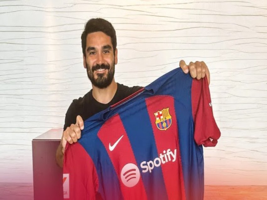 ​Zyrtare, Gundogan lojtar i Barcelonës