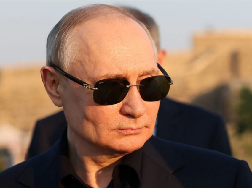 Si kurrë më parë! Putin shfaqet publikisht pas rebelimit të Wagner